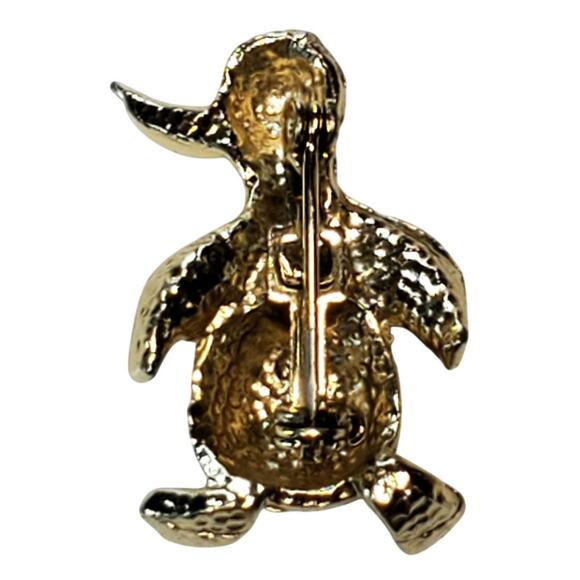 Vintage Gold Tone Penguin Red Rhinestone Eye Scatter Brooch Pin 1.25" Small - Picture 2 of 3